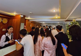 khách sạn Hồng Tươi