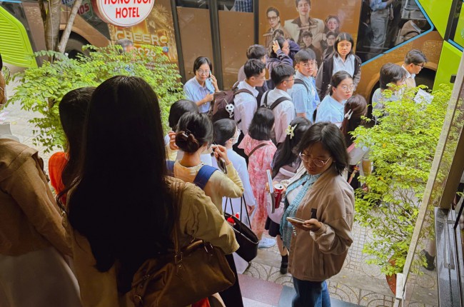 Khách sạn Hồng Tươi đó đoàn khách du lịch