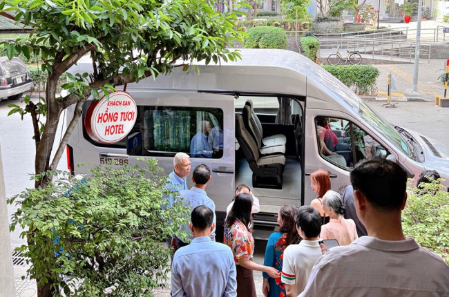 khách sạn Hồng Tươi